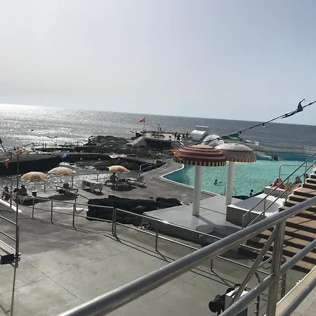 Casa Maria Altagay アパート